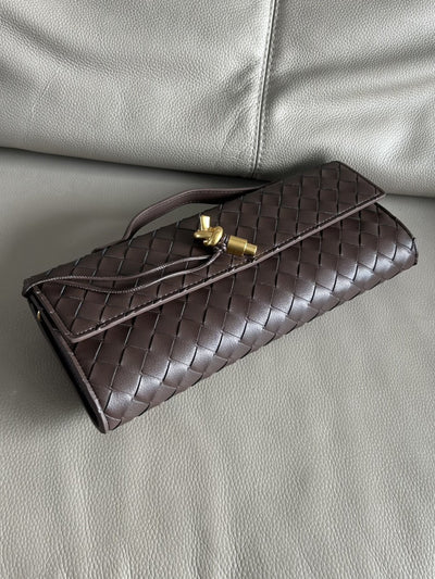 ANNE™ | Woven Clutch