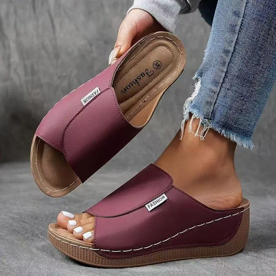 SARA™ | Bekväma slides med fotvalvsstöd